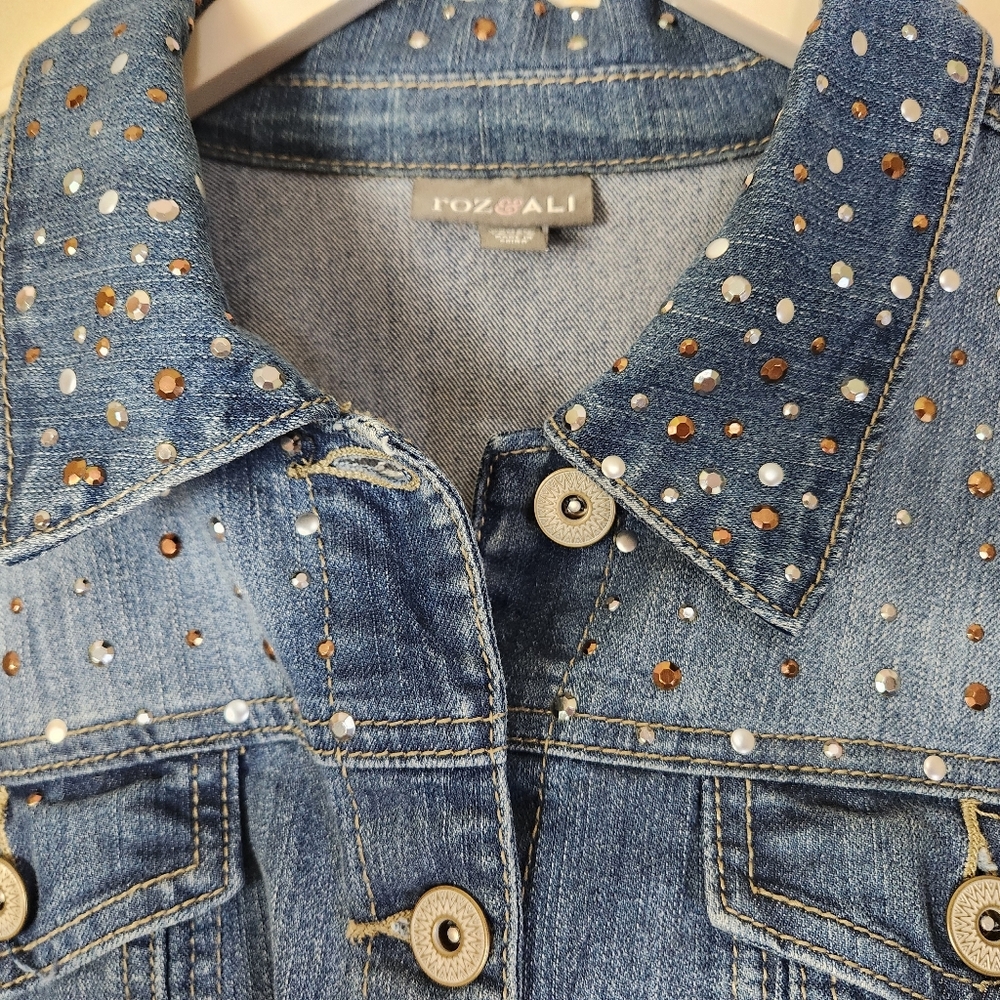 Roz & Ali Denim Boho Trucker Jean Jacket Embellished Metal Studs Pockets 18/20 - Picture 4 of 9